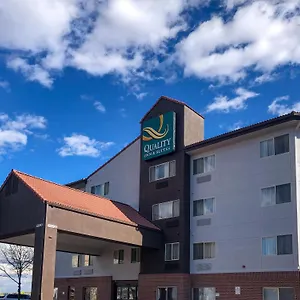 3* Hotel Quality & International Airport